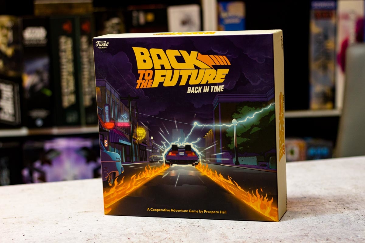 TEST // BACK TO THE FUTURE – BACK IN TIME